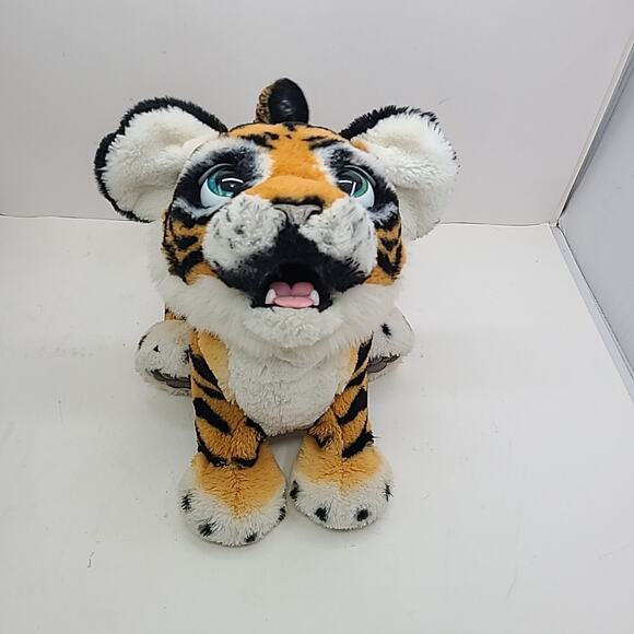FurReal Roarin' Tyler The Playful Tiger Interactive Plush Toy 2016 Tested Works - Picture 4 of 14